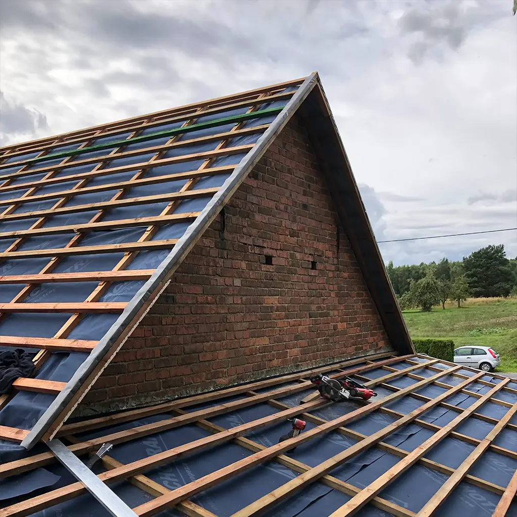 Pokrycie wiązarów dachowych — Skyline Dekarstwo